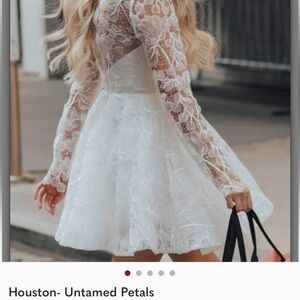 Elegant White Lace Dress